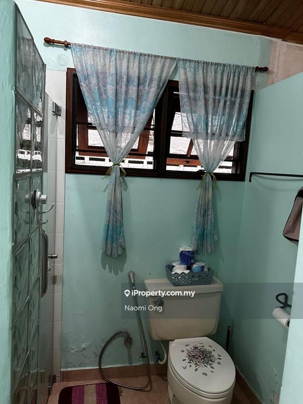 Bungalow House untuk Dijual di Seksyen 12, Petaling Jaya oleh Naomi Ong - iProperty.com.my