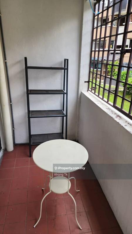 For Rent - Villa OUG