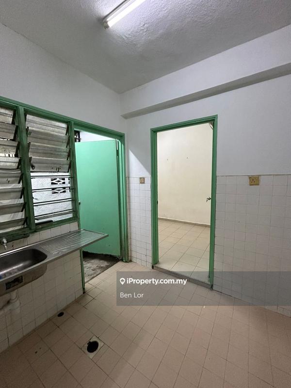 Flat for Sale in Pusat Bandar Puchong by Ben Lor - iProperty.com.my