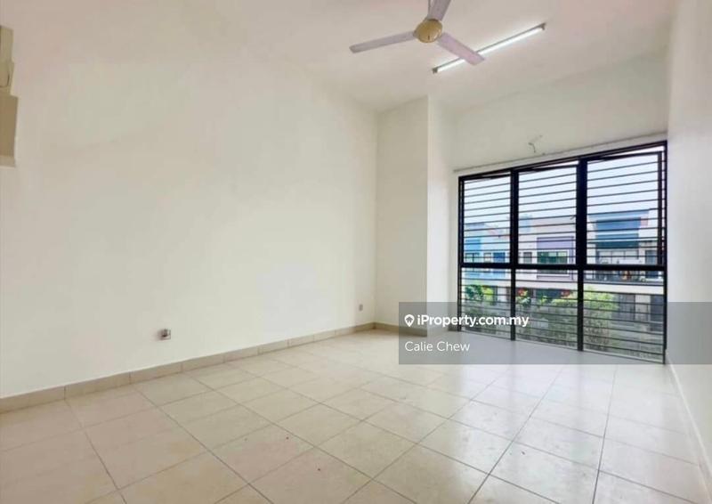 Rumah Teres 2-Tingkat untuk Dijual di Setia Indah, Setia Alam oleh Calie Chew - iProperty.com.my