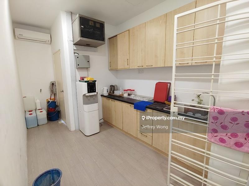Pejabat untuk Dijual di Seksyen 51a, Petaling Jaya oleh Jeffrey Wong - iProperty.com.my