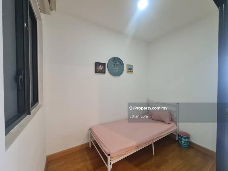 Service Residence for Sale in KL Gateway Residences by Ethan Swe - iProperty.com.my