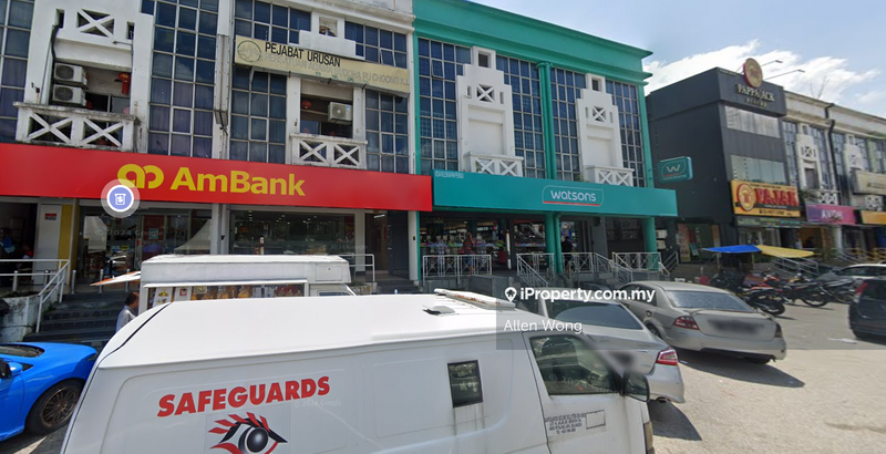 For Sale - Taman Kinrara High ROI Facing Main Road 3 Storey Puchong Bandar Kinrara