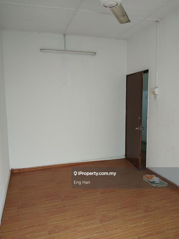 Rumah Teres 2-Tingkat untuk Dijual di Taman Overseas Union (Taman Oug), Jalan Klang Lama (Old Klang Road) oleh Eng Han - iProperty.com.my