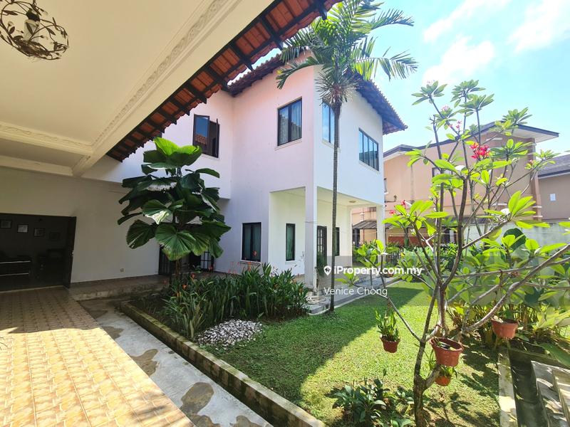 Bungalow House for Sale in Country Heights, Kajang by Venice Chong - iProperty.com.my