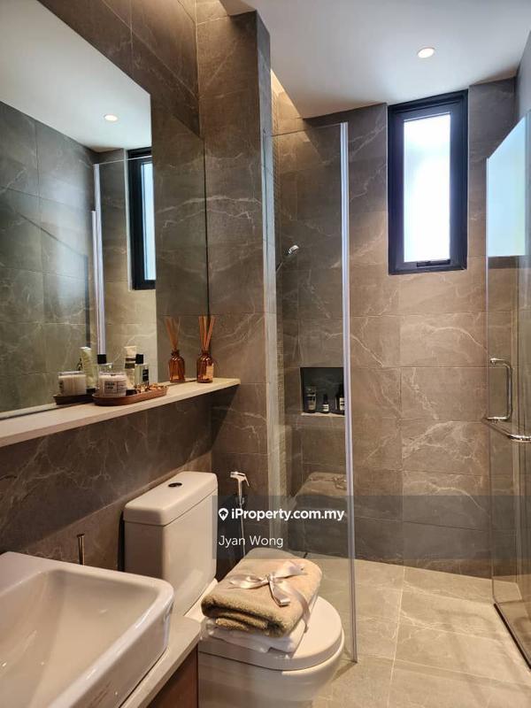 For Sale - The Lantern