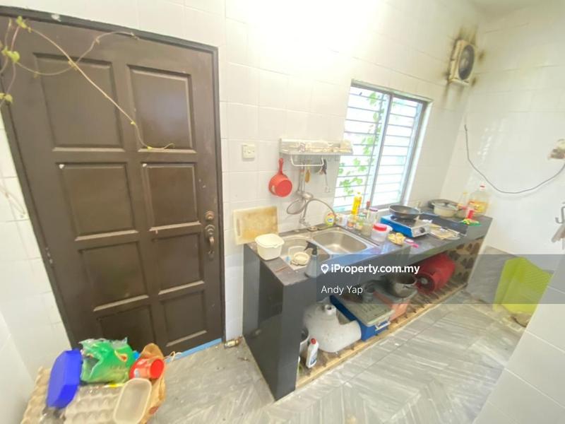 Rumah Teres 2.5-Tingkat untuk Dijual di Bandar Country Homes, Rawang oleh Andy Yap - iProperty.com.my