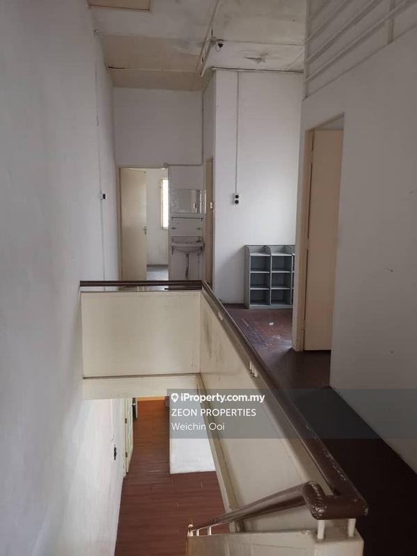 2-storey Terraced House for Sale in Gurney Drive, George Town by Weichin Ooi - iProperty.com.my