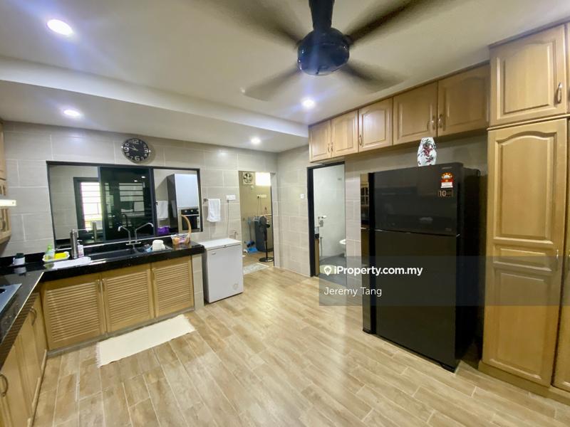 3-storey Terraced House for Sale in Damansara Heights, Damansara Heights by Jeremy Tang - iProperty.com.my