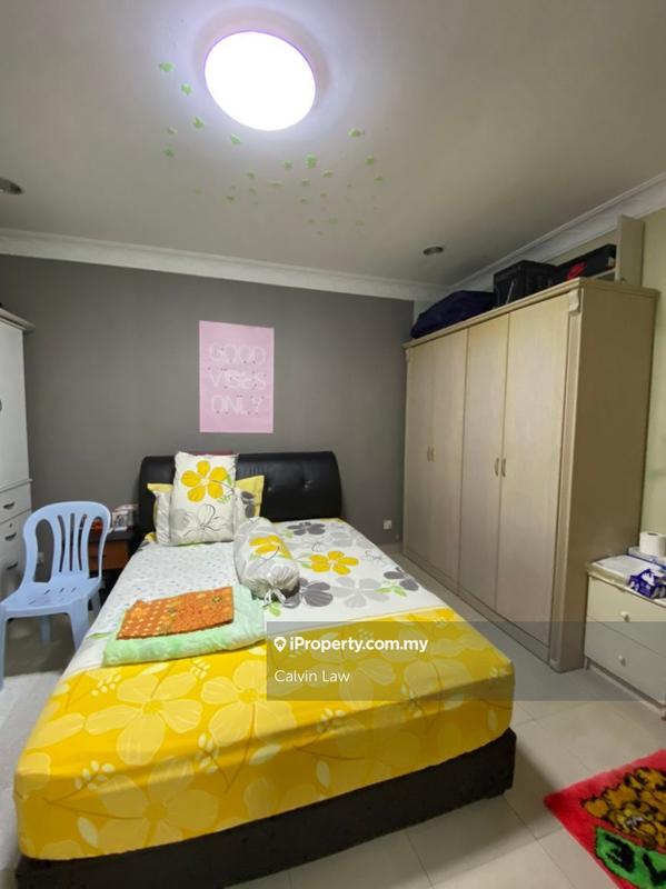 Rumah Berangkai 2 Tingkat untuk Dijual di Bandar Utama 10, Bandar Utama oleh Calvin Law - iProperty.com.my