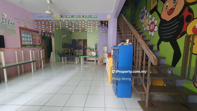 Rumah Teres 2-Tingkat untuk Dijual di Taman Bukit Serdang, Seri Kembangan oleh Philip Wong - iProperty.com.my