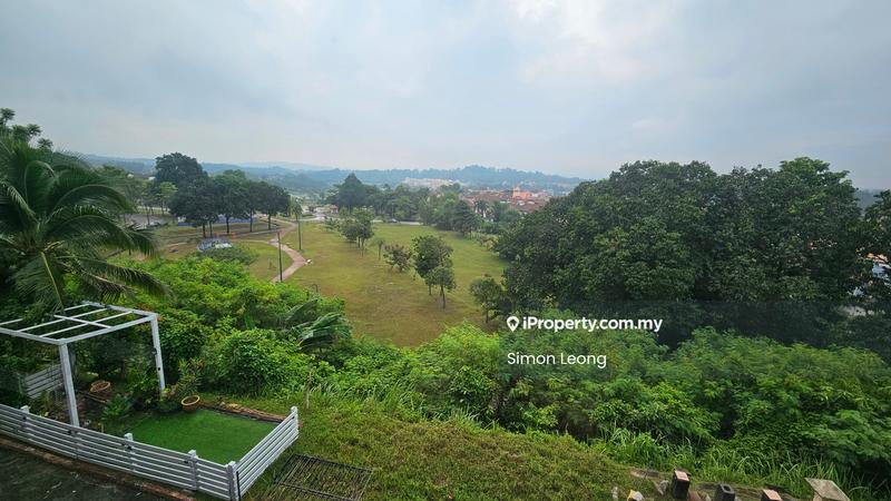 Rumah Berangkai 2 Tingkat untuk Disewa di Bukit Jelutong, Shah Alam oleh Simon Leong - view from the master bedroom & living - iProperty.com.my