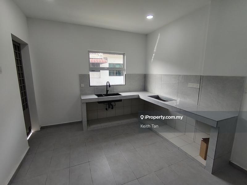 1-storey Terraced House for Sale in Taman Ayer Keroh Heights, Ayer Keroh by Keith Tan - iProperty.com.my