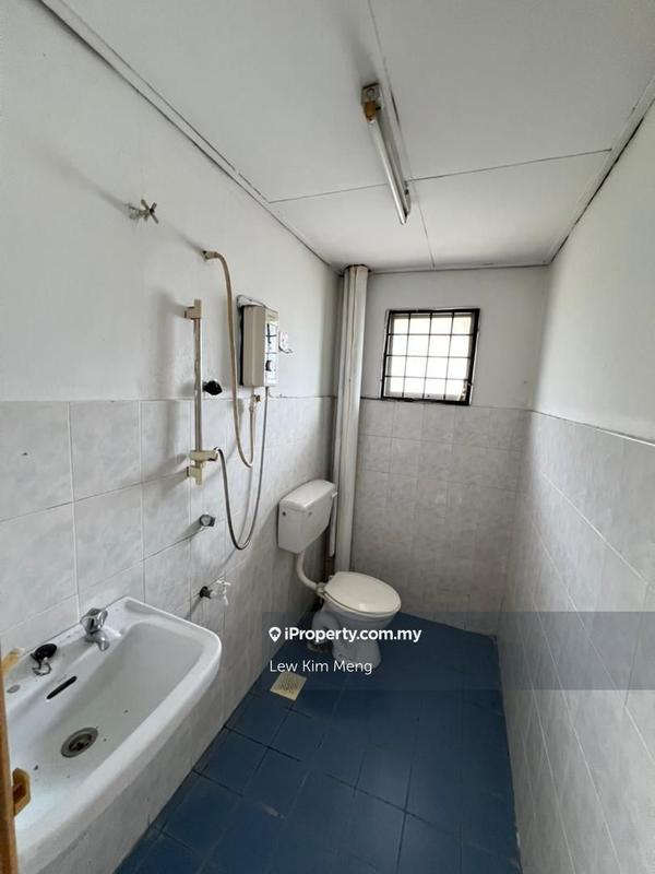 Rumah Berangkai 2.5 Tingkat untuk Dijual di Saujana Damansara, Damansara Damai oleh Lew Kim Meng - iProperty.com.my