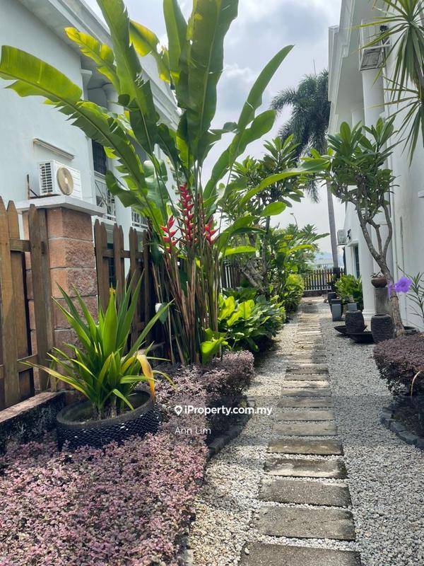 Semi-Detached House for Sale in Bukit Rahman Putra, Sungai Buloh by Ann Lim - iProperty.com.my