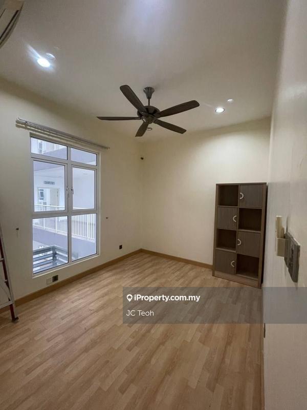 For Rent - Amaya Saujana