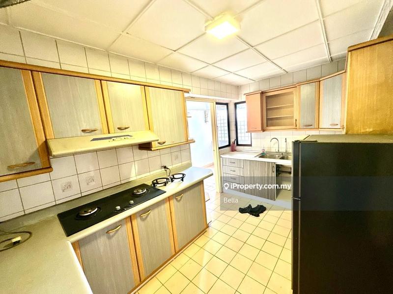 Condominium for Sale in Bukit Desa Condominium by Bella - iProperty.com.my