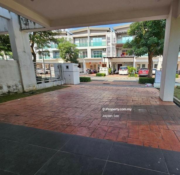 Rumah Berangkai 3 Tingkat untuk Dijual di Taman Subang Mas, Subang Jaya oleh Jaysen See - iProperty.com.my