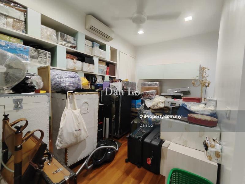 For Sale - Zehn Bukit Pantai