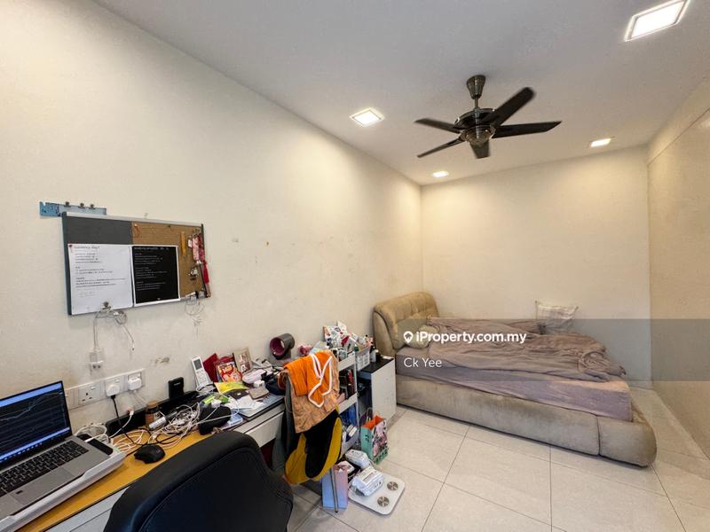 Rumah Berangkai 3 Tingkat untuk Dijual di Taman Esplanad, Bukit Jalil oleh Ck Yee - iProperty.com.my