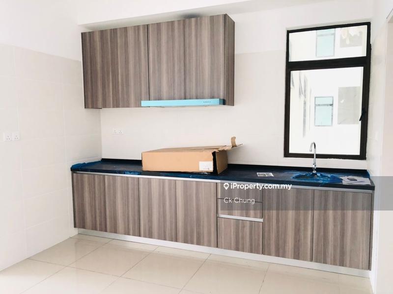 Residensi Servis untuk Disewa di V-Residensi 5 oleh Ck Chung - iProperty.com.my