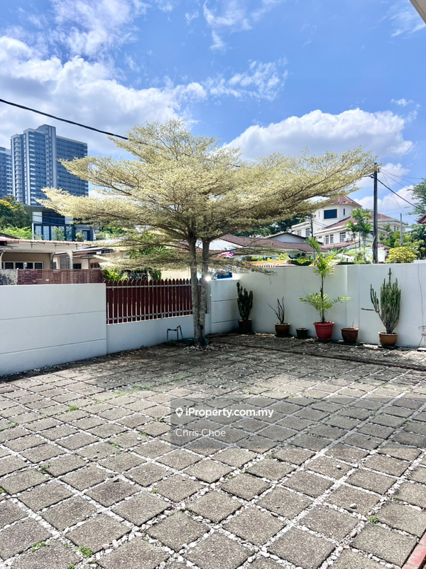 Bungalow House untuk Dijual di Seksyen 17, Petaling Jaya oleh Chris Choe - iProperty.com.my