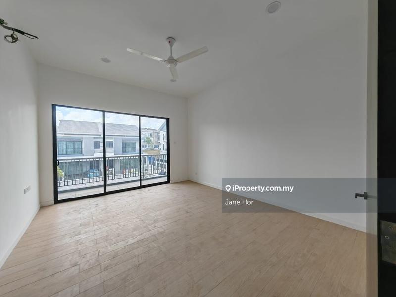 Rumah Teres 2-Tingkat untuk Dijual di 16 Sierra, Puchong oleh Jane Hor - iProperty.com.my