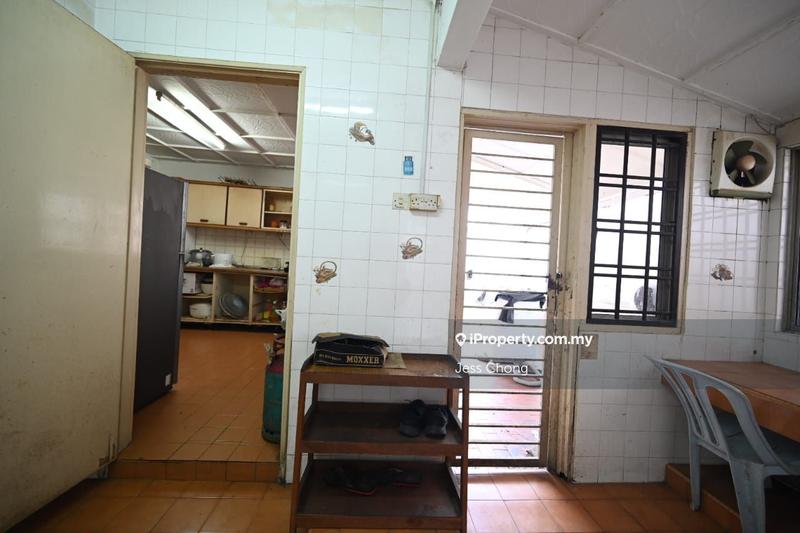Semi-Detached House for Sale in Taman Tun Dr. Ismail, Kuala Lumpur by Jess Chong - iProperty.com.my