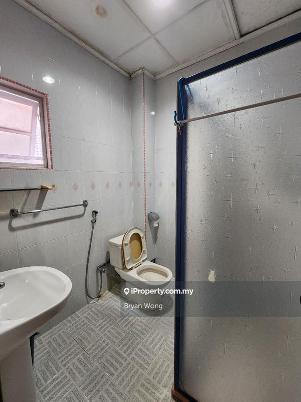 Bungalow House for Sale in SS 21, Damansara Utama, Petaling Jaya by Bryan Wong - iProperty.com.my