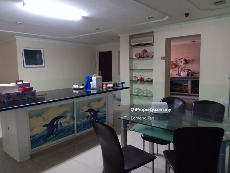 Rumah Berkembar untuk Dijual di Pinggiran Bukit Segar 3 storey + Garden, Cheras oleh Edmond Teh - iProperty.com.my