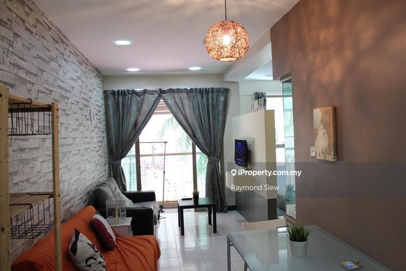 For Rent - Ritze Perdana 1