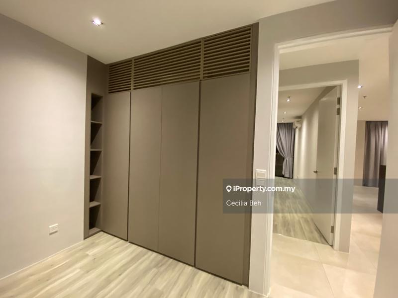 For Sale - Lumi Tropicana