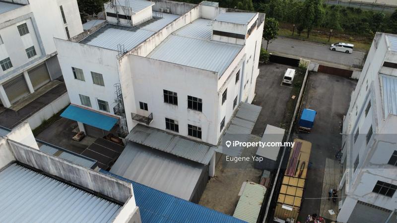 Kilang Berkembar untuk Dijual di Seksyen 26, Shah Alam oleh Eugene Yap - iProperty.com.my