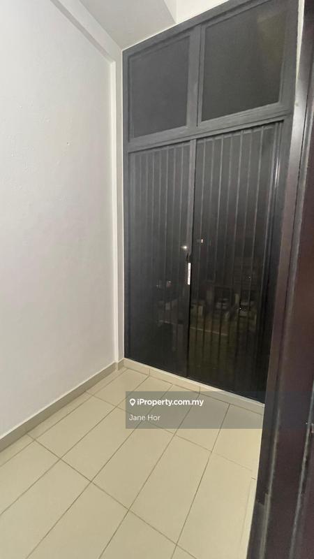 Rumah Bandar untuk Dijual di 16 Sierra, Puchong oleh Jane Hor - iProperty.com.my