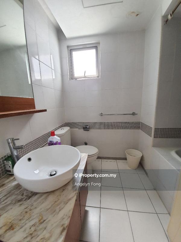 For Sale - i-Zen @ Kiara 1