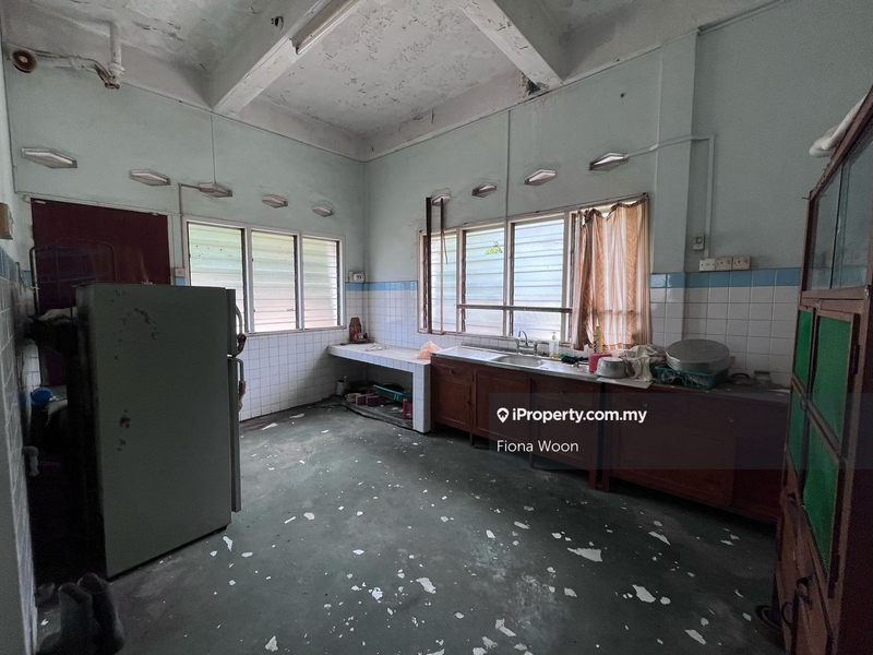 Bungalow House for Sale in Taman Melaka Raya, Melaka City by Fiona Woon - iProperty.com.my