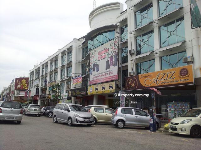 Shop untuk Disewa di Bandar Puteri Puchong, Puchong oleh Edmund Chan - iProperty.com.my