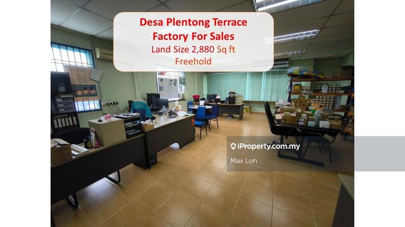 For Sale - Desa Plentong, Terrace Factory, Land 2,880 Sqf