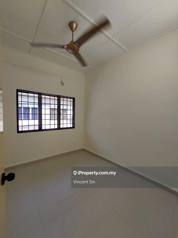 Rumah Berangkai 2 Tingkat untuk Dijual di Taman Puchong Intan, Puchong oleh Vincent Sin - iProperty.com.my