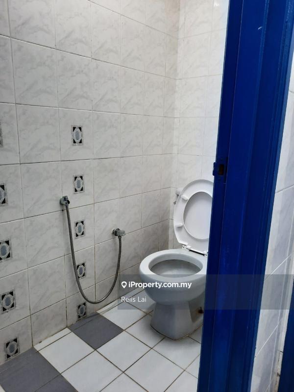 Pejabat untuk Disewa di Seksyen 16, Petaling Jaya oleh Reiis Lai - iProperty.com.my