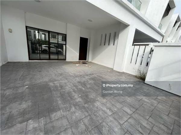 Rumah Berangkai 2.5 Tingkat untuk Dijual di Abadi Heights, Puchong oleh Gordan Wong - iProperty.com.my