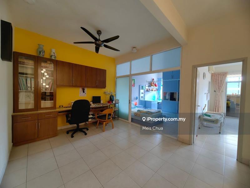 Townhouse for Sale in Taman Lagenda Mas, Cheras by Meis Chua - iProperty.com.my