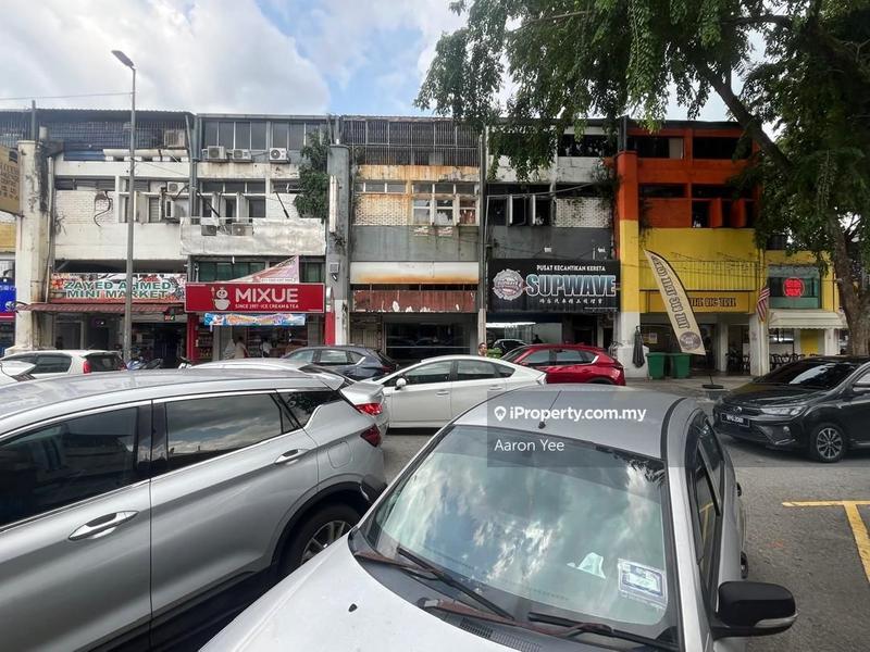 Shop for Sale in Taman United, Jalan Klang Lama (Old Klang Road) by Aaron Yee - iProperty.com.my
