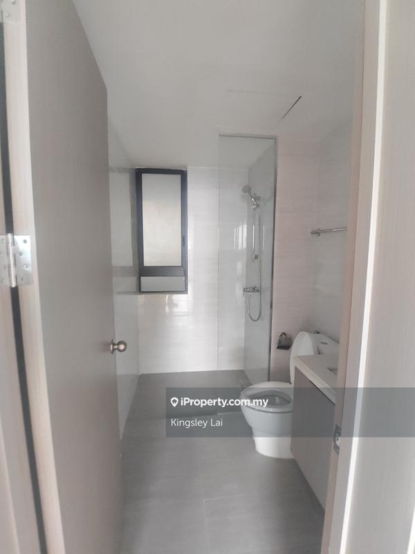 For Sale - Baron Residence @ Lake City