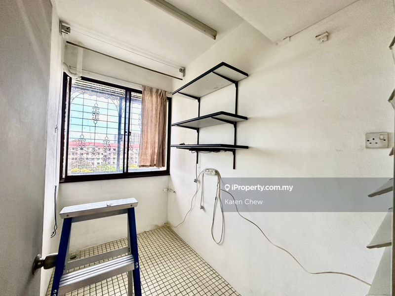 Rumah Flat untuk Dijual di Taman Bukit Jambul oleh Karen Chew - iProperty.com.my