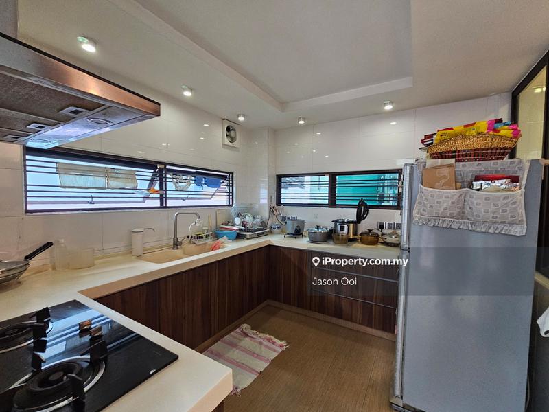 Zero Lot Bungalow for Sale in Putra Heights, Subang Jaya by Jason Ooi - iProperty.com.my