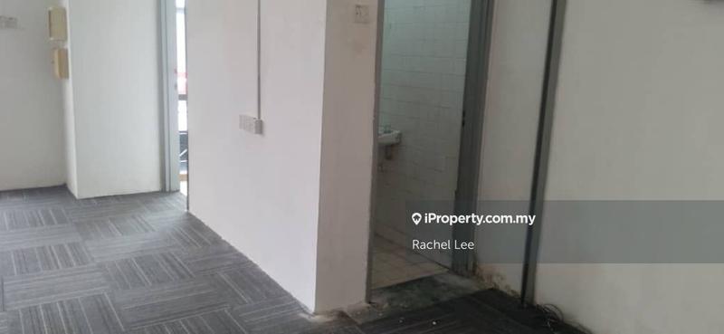 For Rent - Bandar Pinggiran Subang, Seksyen U5, Jalan Apollo,Bulan , Shah Alam