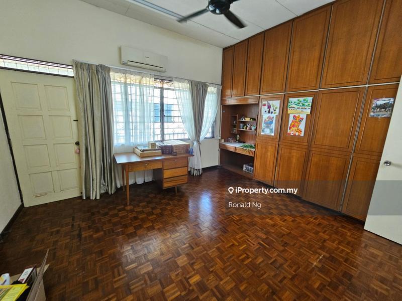 Bungalow House for Sale in Double Storey Bungalow Pulau Tikus Waterfall, Pulau Tikus by Ronald Ng - iProperty.com.my