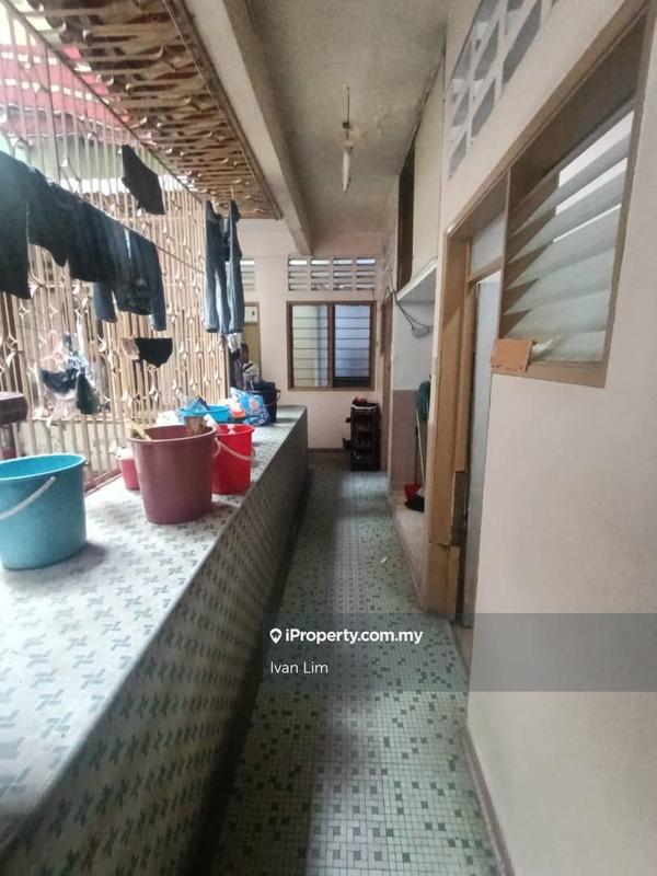For Sale - Jalan Padang Walter Grenier Flat