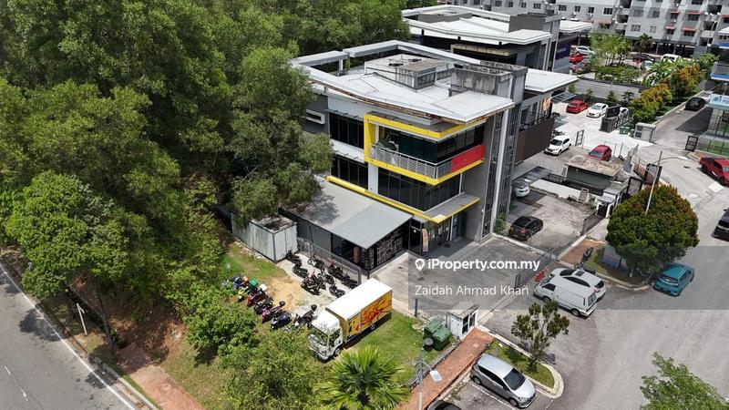 Kilang Berkembar untuk Dijual di Seksyen 8, Kota Damansara oleh Zaidah Ahmad Khan - iProperty.com.my